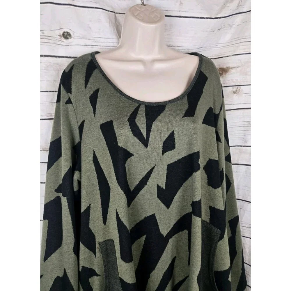 SOLD>>>>Tunic - Picture 2 of 7